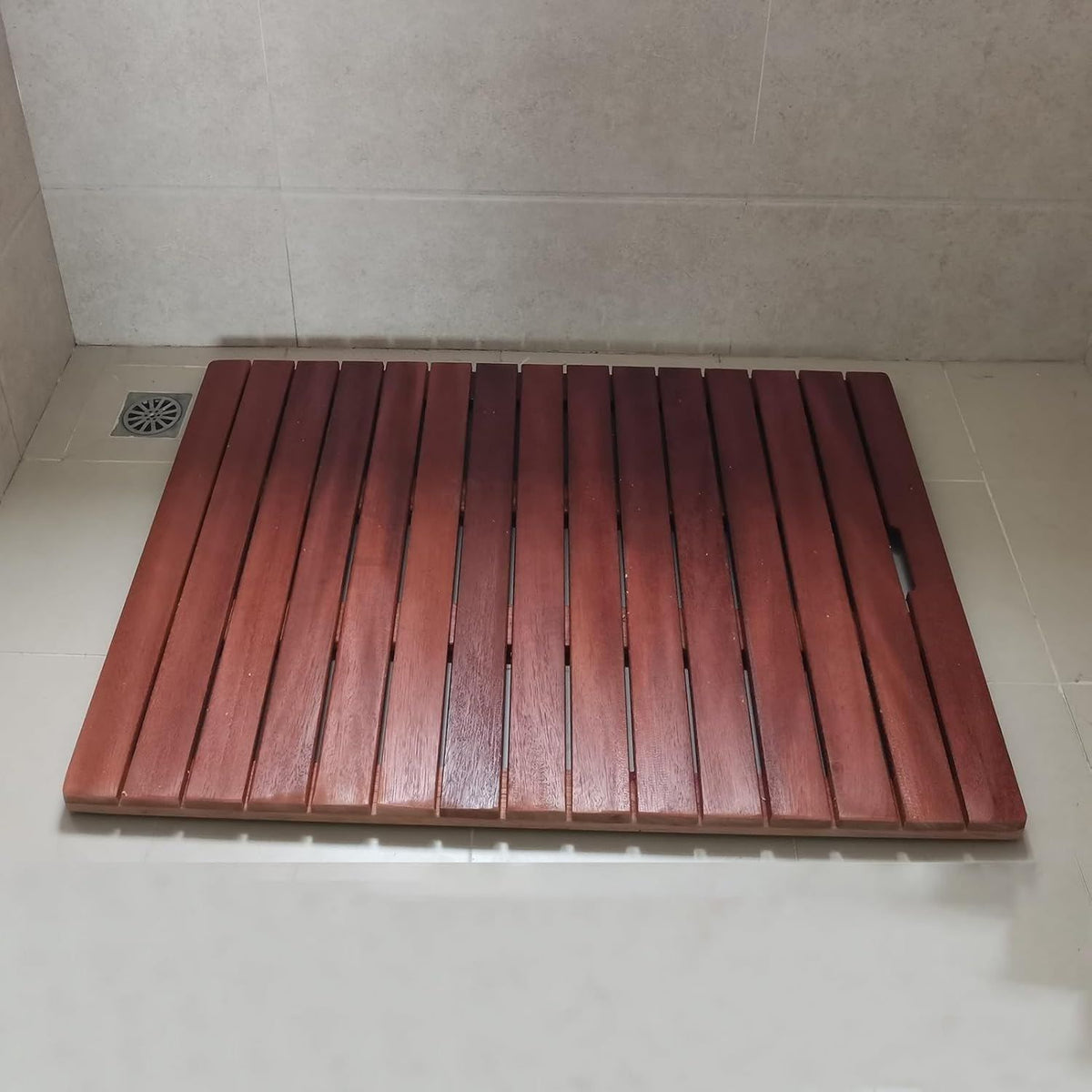 Tappetino da bagno antiscivolo in legno di noce - struttura in legno, 120 cm, 110 cm